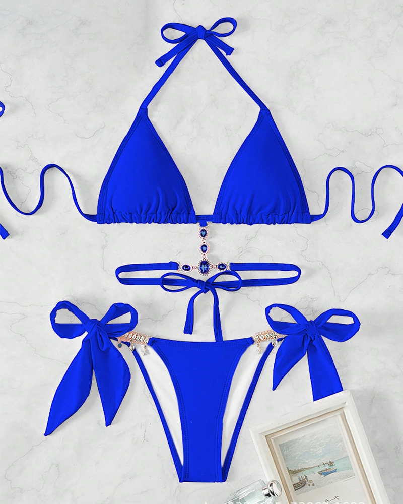 Bikini con Detalles de Estrás y Espalda Atada