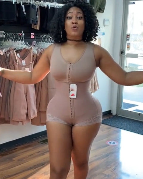 Ajustable Front Closure Body Shaper