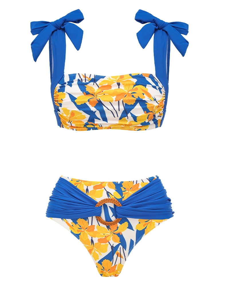 Conjunto de bikini con detalles de recortes y estampado de iris
