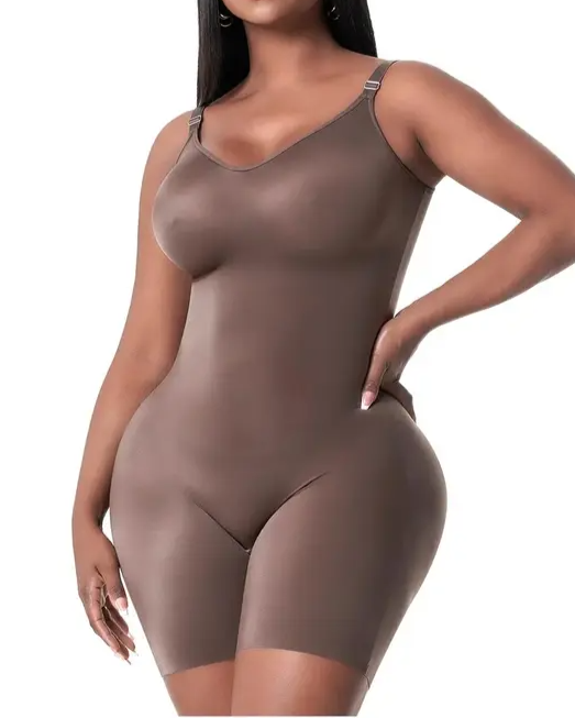Cuerpo Moldeador Cómodo con Sujetador Integrado y Diseño hasta el Muslo
