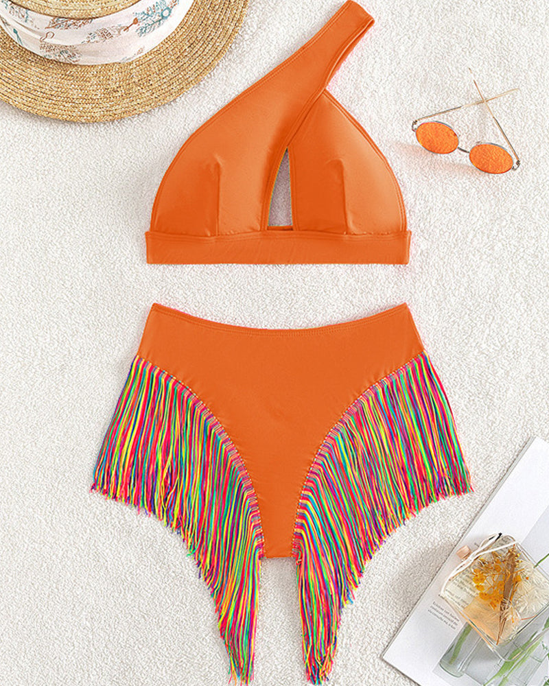 Bikini Femenino con Flecos en Color Sólido