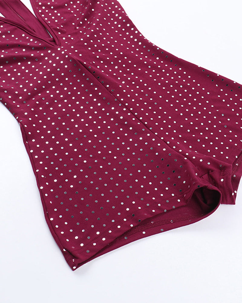 Mono Ajustado con Escote en V Profundo y Detalles de Rhinestones