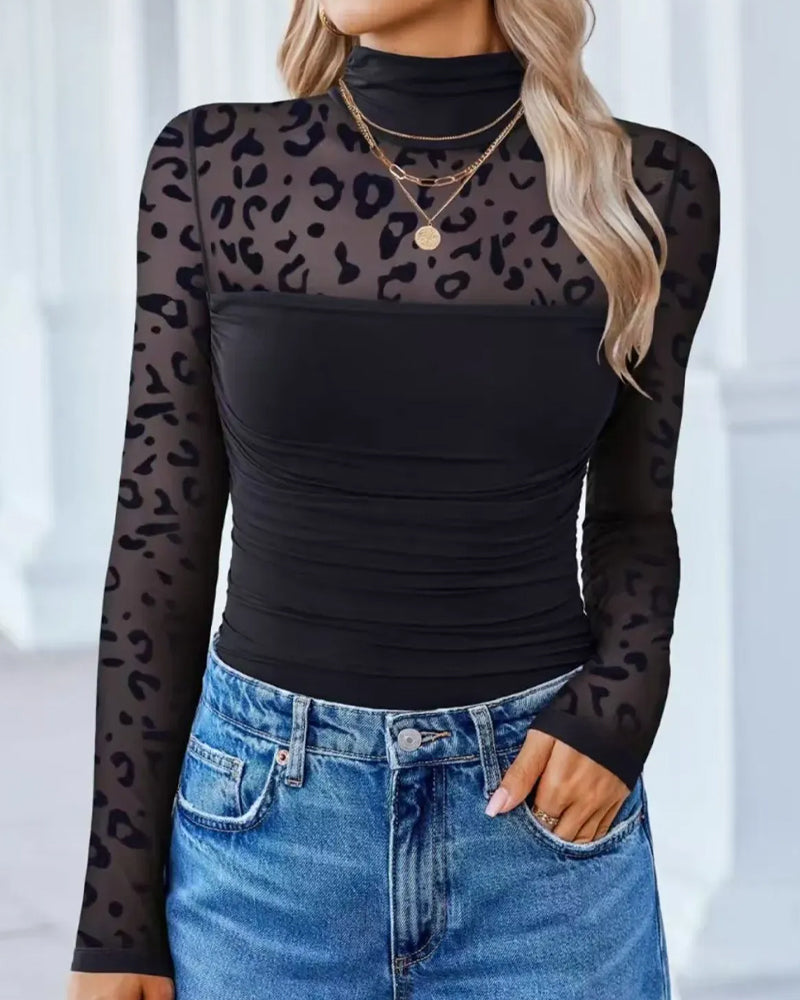Cuerpo de Manga Larga con Cuello Alto de Malla Transparente y Detalles de Costura para Dama