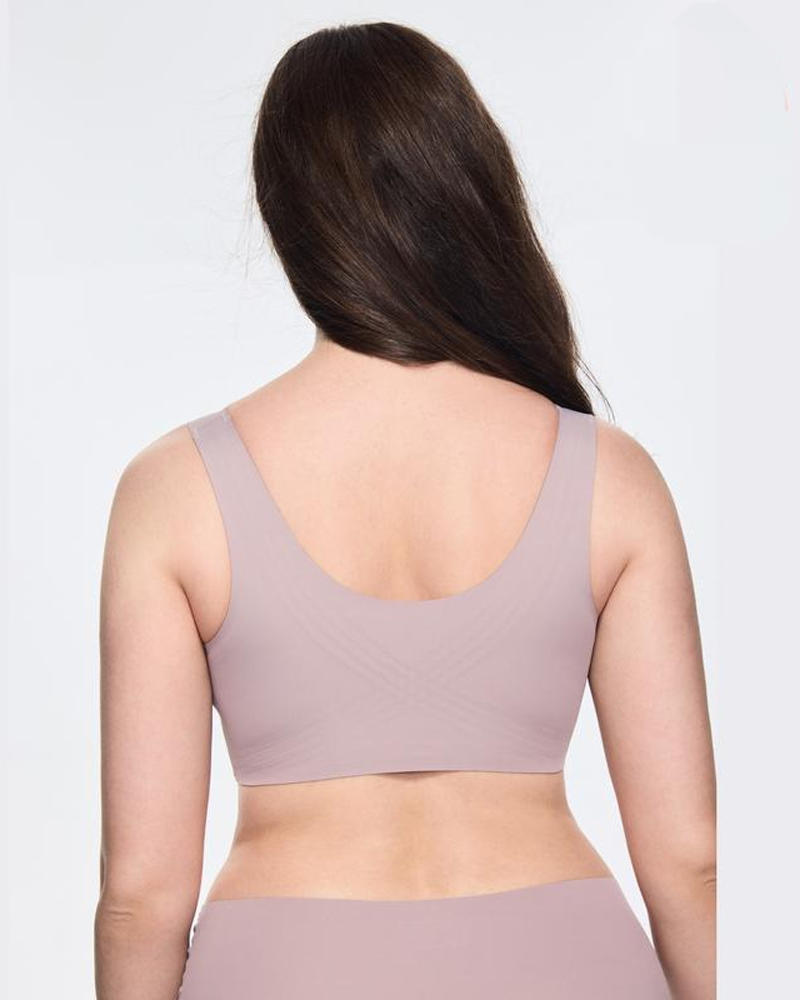Sujetador T-Shirt Sin Aros: Comodidad y Soporte con Copas Completas