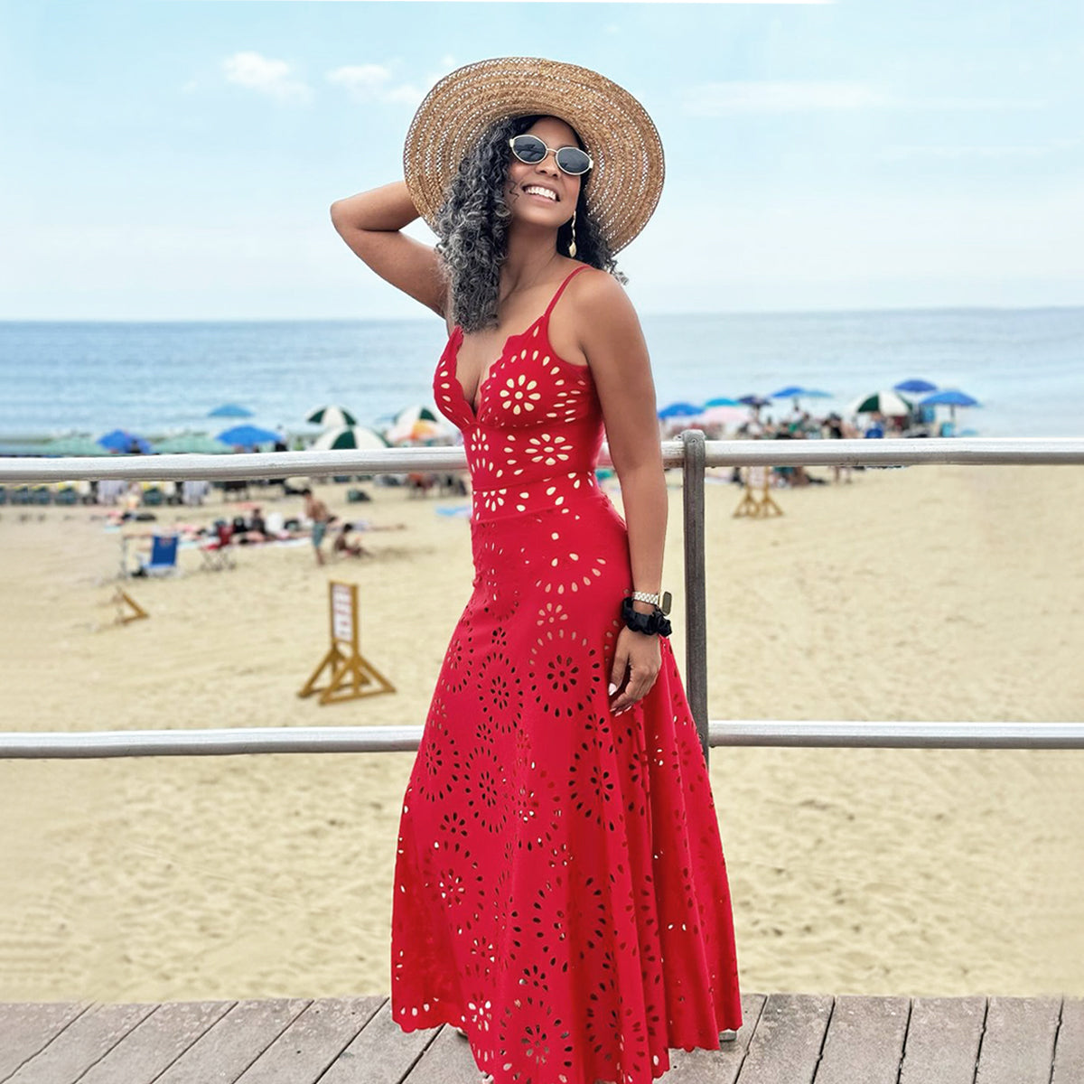 Traje de Baño de Una Pieza con Falda Floral y Diseño Hueco