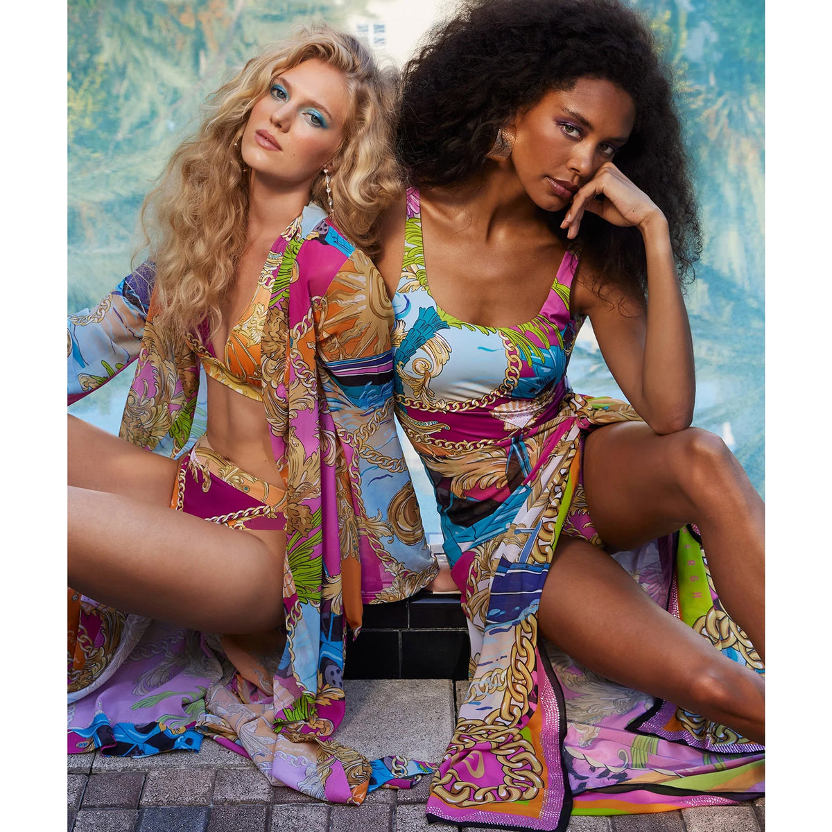 Conjunto de Baño de Una Pieza con Estampado de Concha y Sarong/Falda