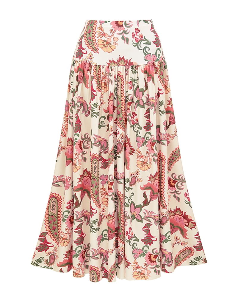 Conjunto de baño rosa con estampado paisley y detalles de volantes