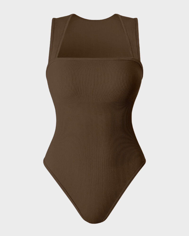 Vestido ajustado con escote cuadrado y tirantes de canalé