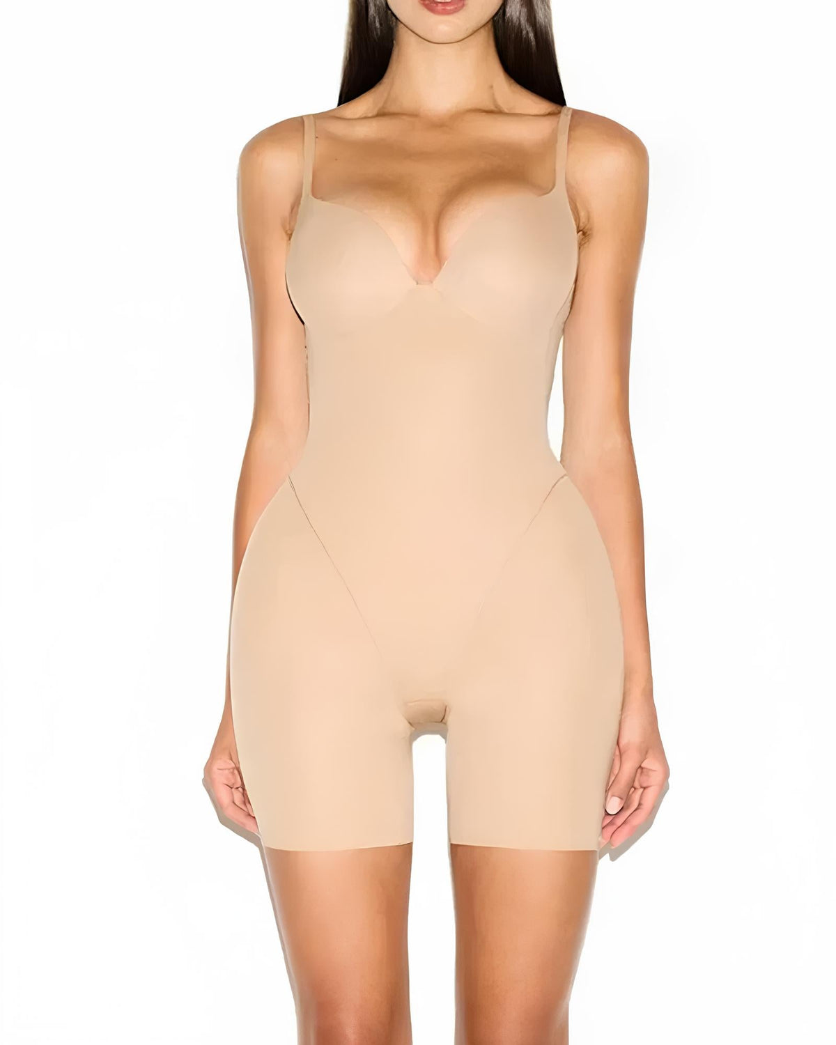 Body moldeador de longitud media con almohadillas realzadoras para las caderas