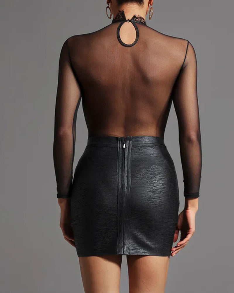 Body de encaje seductor con malla transparente y mangas largas