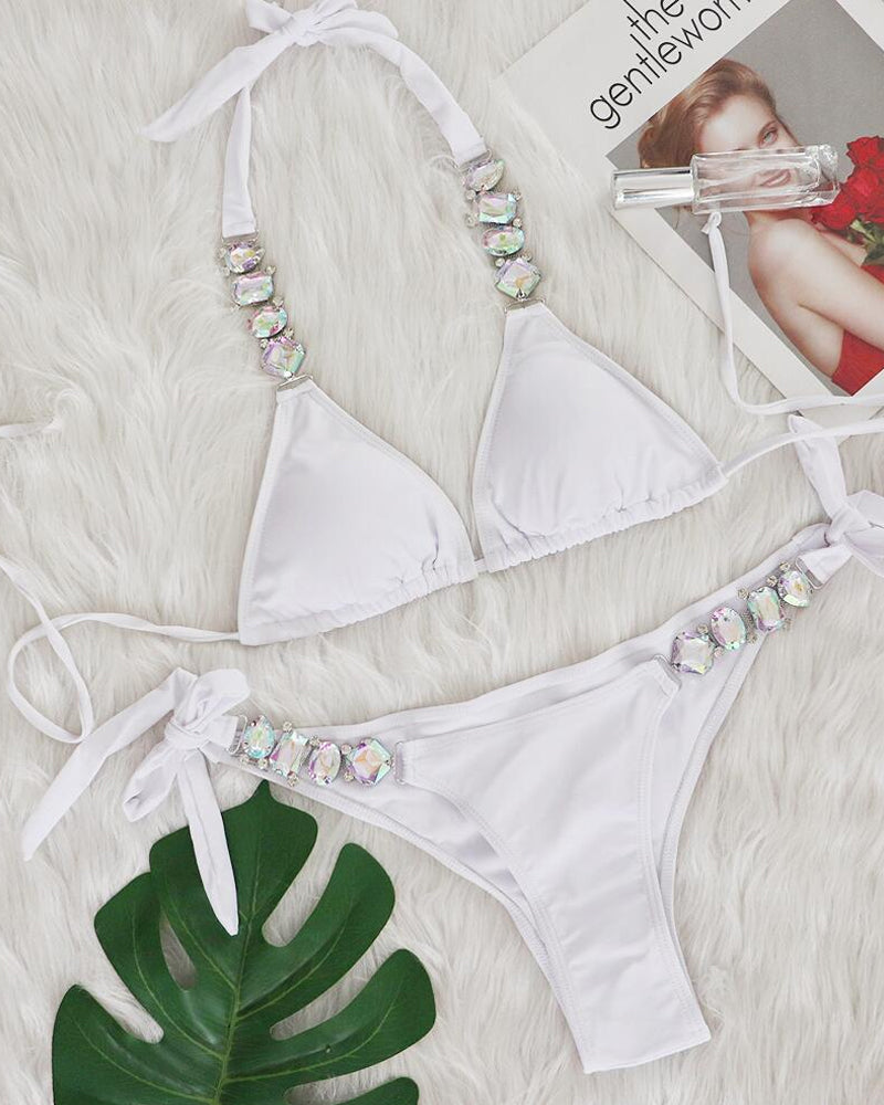 Bikini de Playa Sexy con Cadena de Diamantes Sólidos