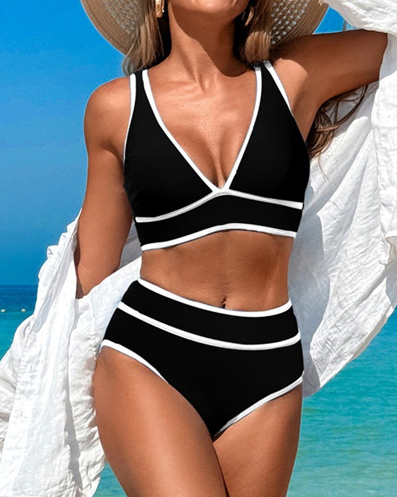 Bañador de Dos Piezas con Rayas y Escote en V Ideal para Vacaciones en la Playa