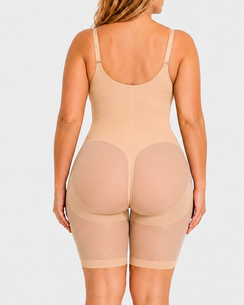 Body sin costuras con cremallera frontal hasta el muslo" can be rewritten as:

"Body sin costuras con cremallera delantera hasta el muslo