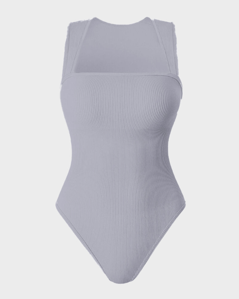 Vestido ajustado con escote cuadrado y tirantes de canalé