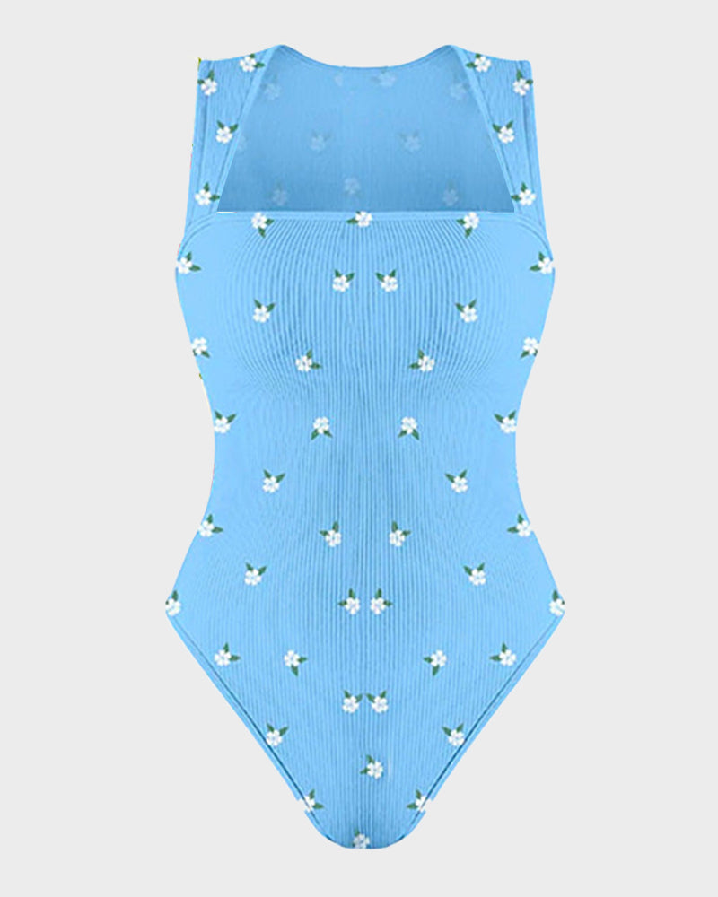 Vestido ajustado con escote cuadrado y tirantes de canalé
